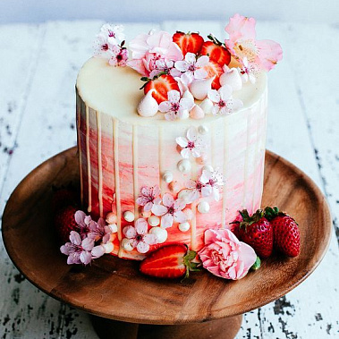 Торт с цветами Сакуры купить - сладкоежкин.рф